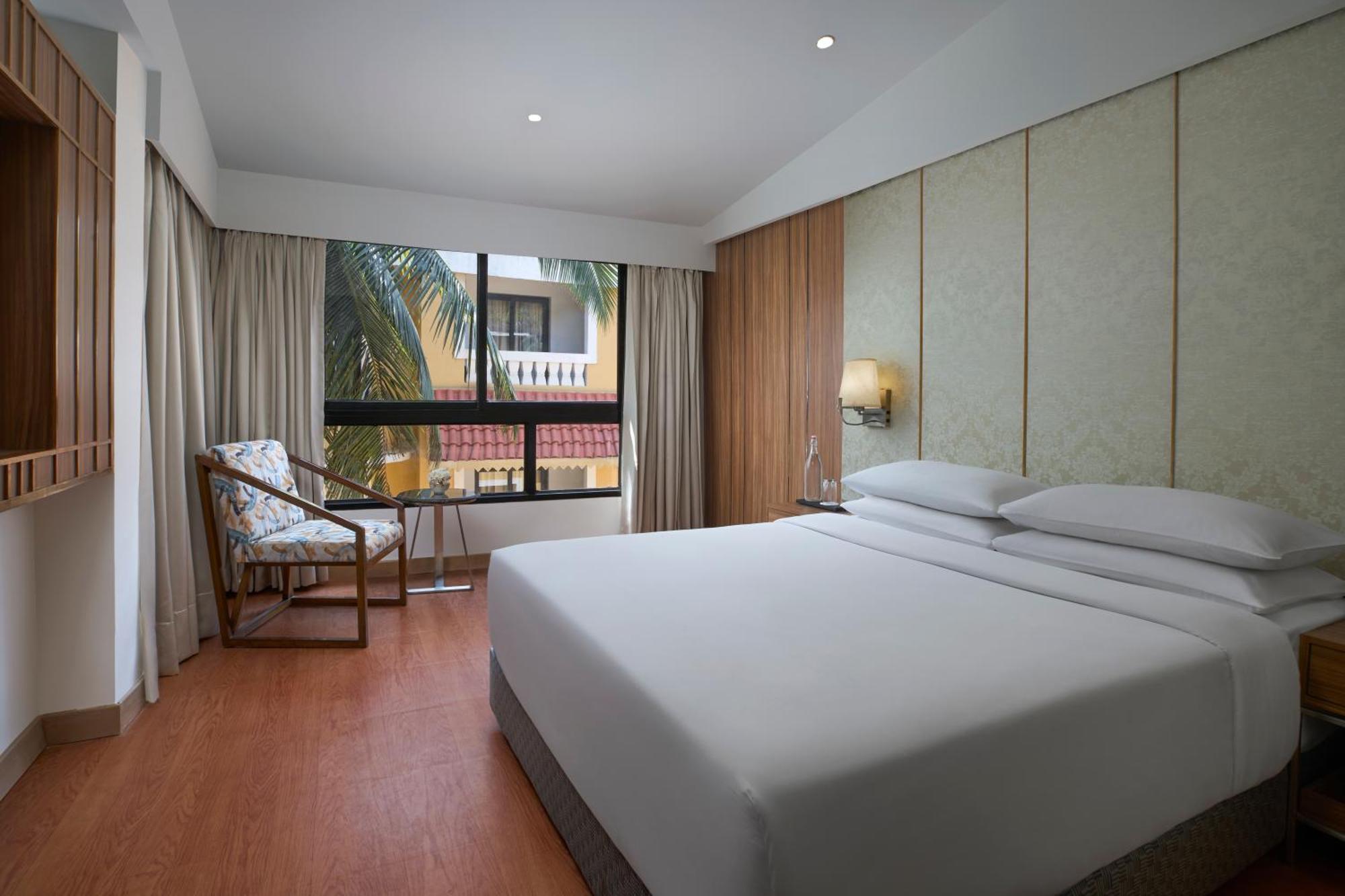 Park Inn By Radisson Goa Кандолим Экстерьер фото