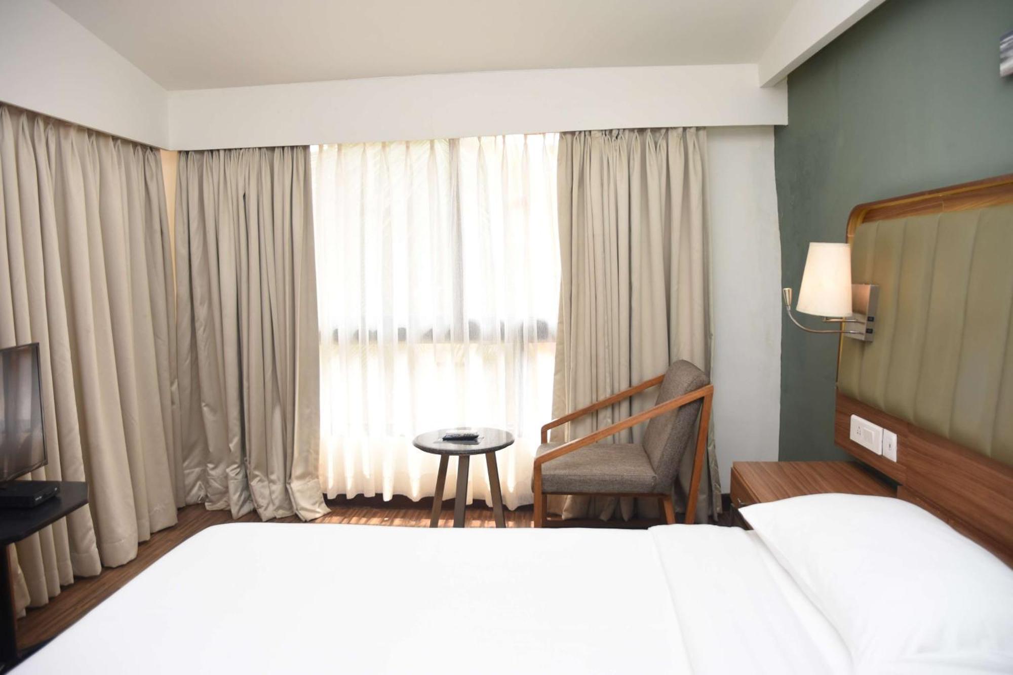 Park Inn By Radisson Goa Кандолим Экстерьер фото